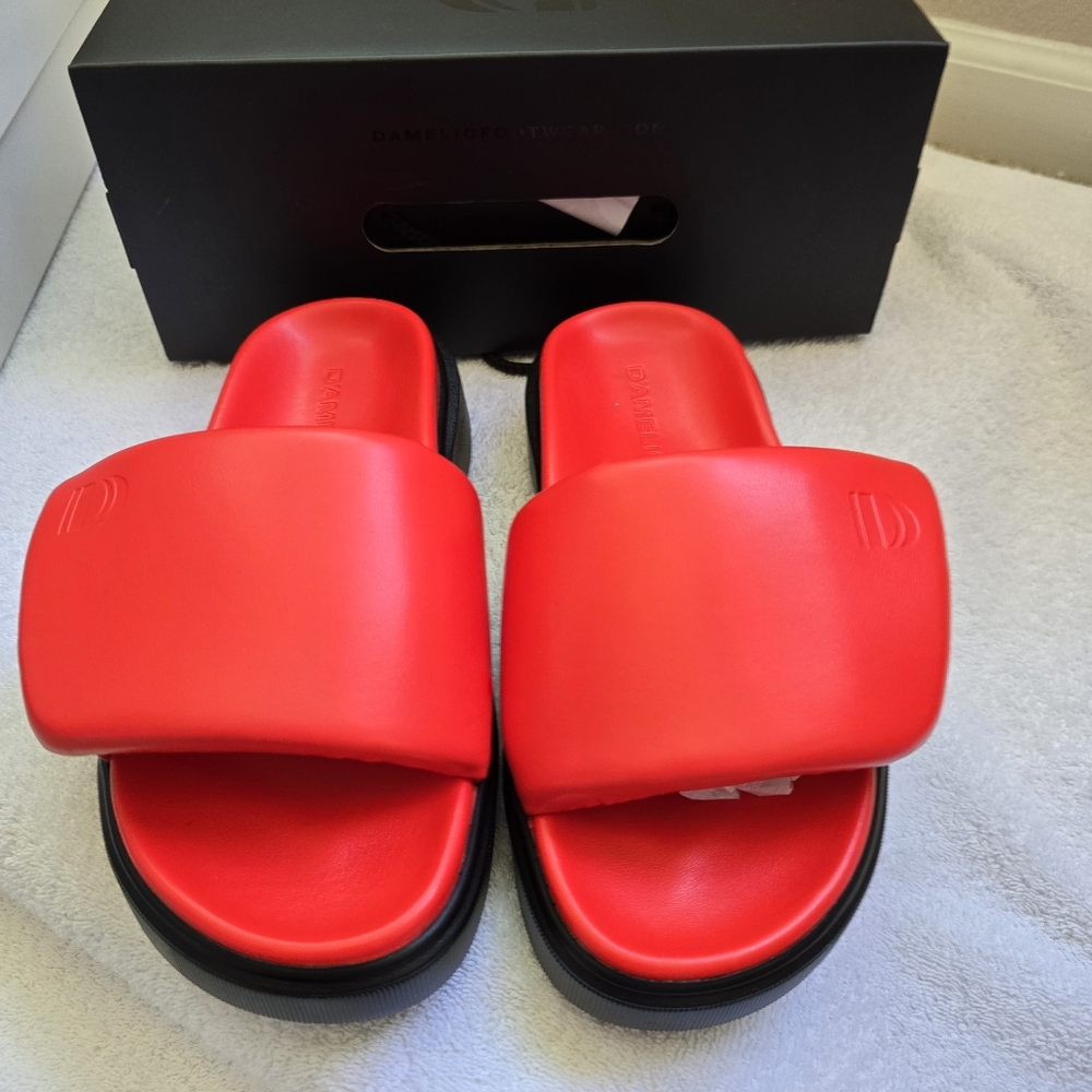 Red and Black Contemporary Slide Sandals